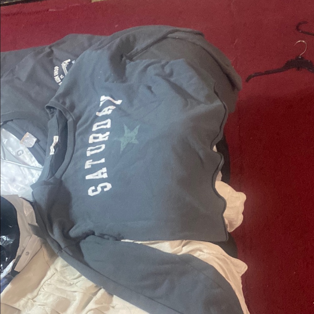 Gray 'Saturday' Sweatshirt